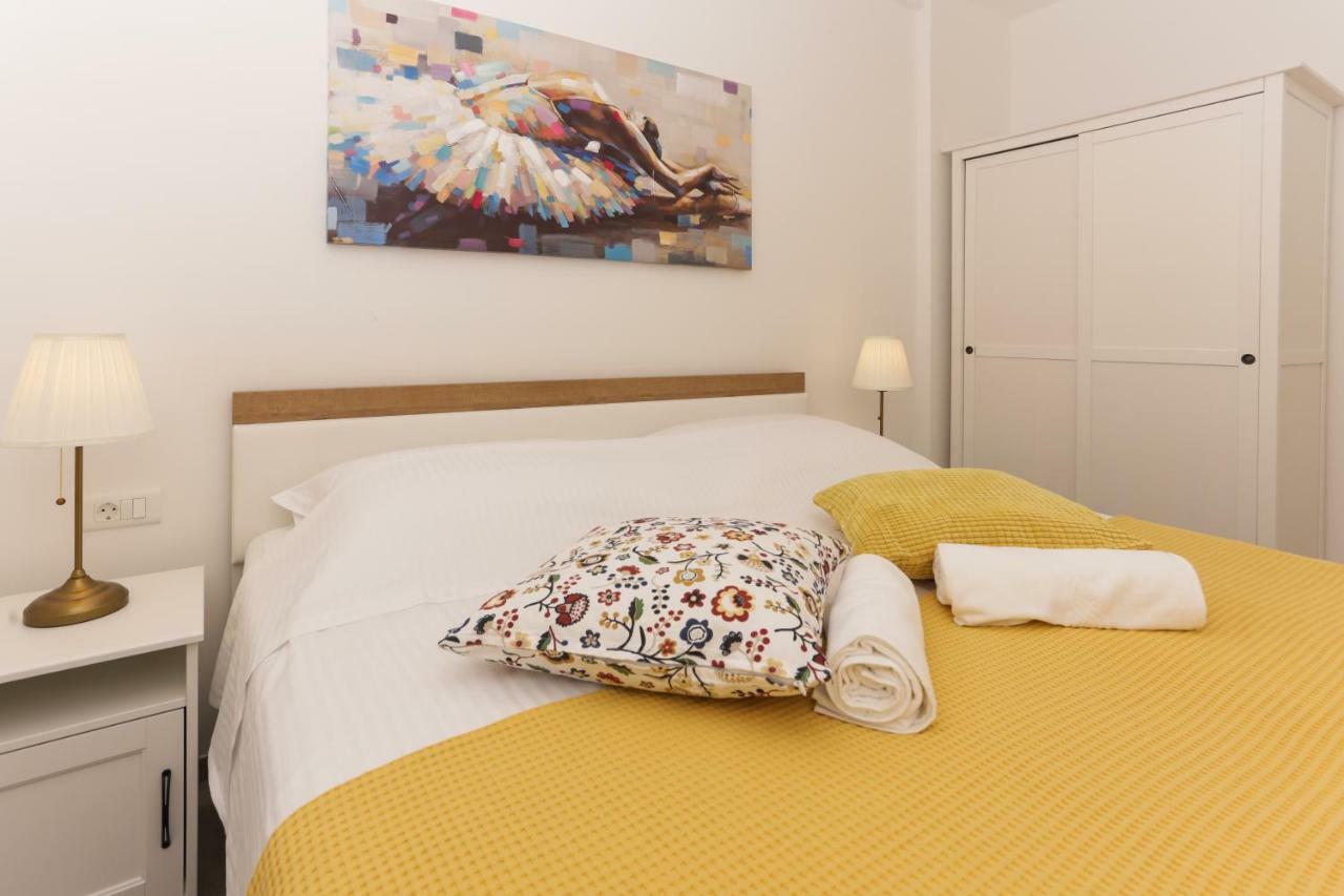 Beach Apartment Korina Sumpetar Luaran gambar
